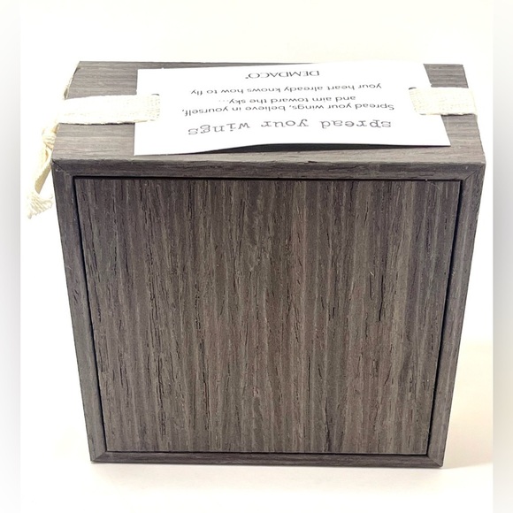 Demdaco Spread Your Wings Shadow Box with Sea Glass.​ New with Tags - Picture 3 of 4